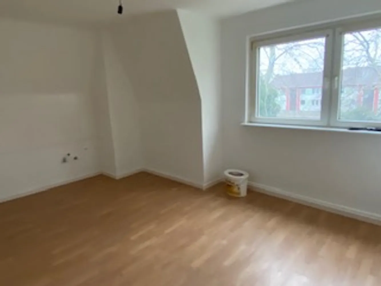 2 Zimmer Wohnung mit 75 m² in Duisburg – Bild 9