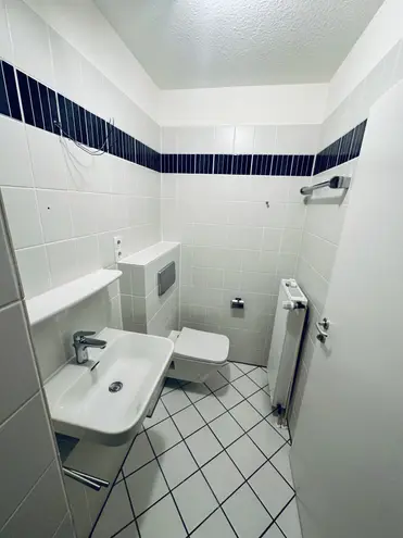 1 Zimmer Wohnung mit 34 m² in Köln – Bild 7