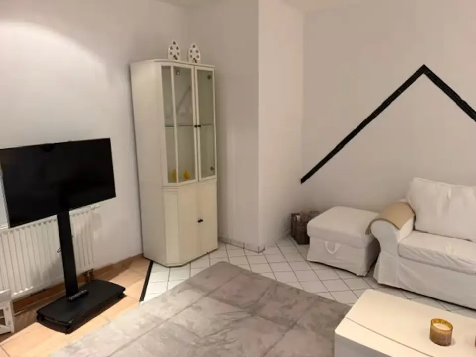 WG-Zimmer mit 110 m² in Frechen – Bild 2