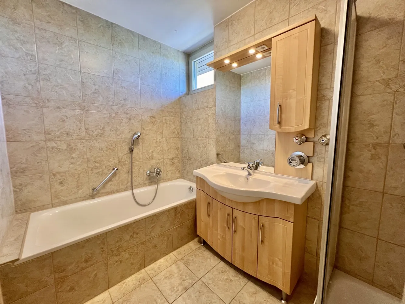 3 room apartment with 105 m² in Augsburg – Photo 9