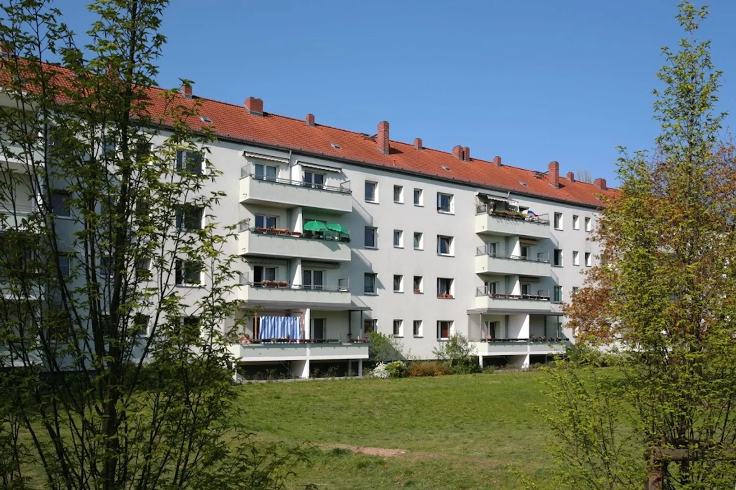 2 room apartment with 40 m² in Berlin – Photo 2