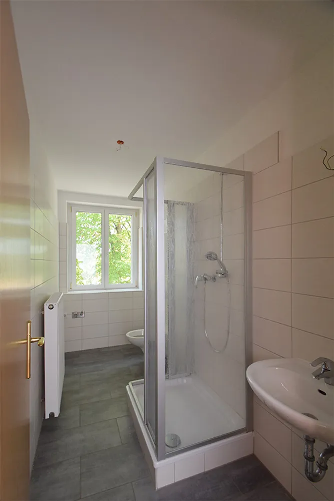2 Zimmer Wohnung mit 50 m² in Halle (Saale) – Bild 2