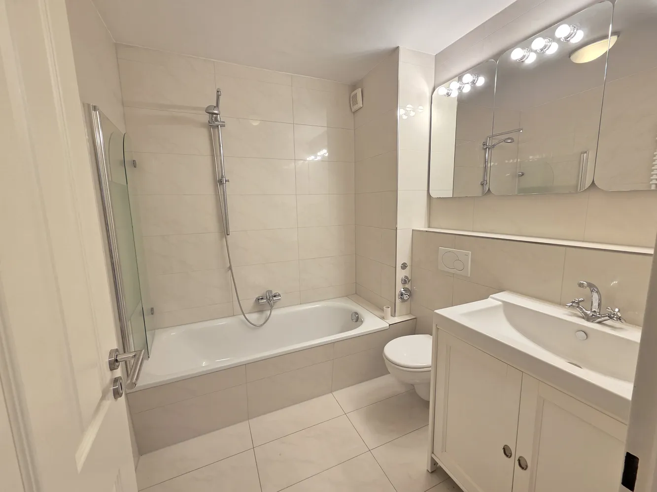 3 Zimmer Wohnung mit 92 m² in Hamburg – Bild 7