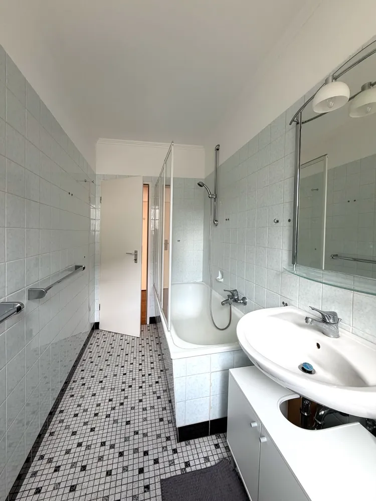 1 room apartment with 35 m² in Bielefeld – Photo 4