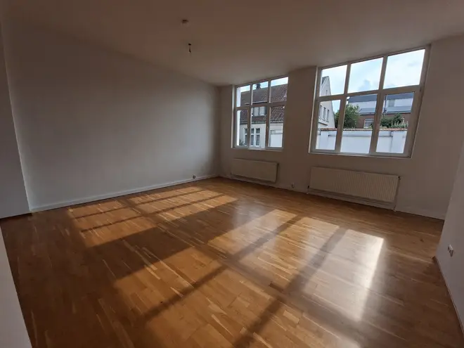 2 Zimmer Wohnung mit 95 m² in Frankfurt am Main – Bild 3