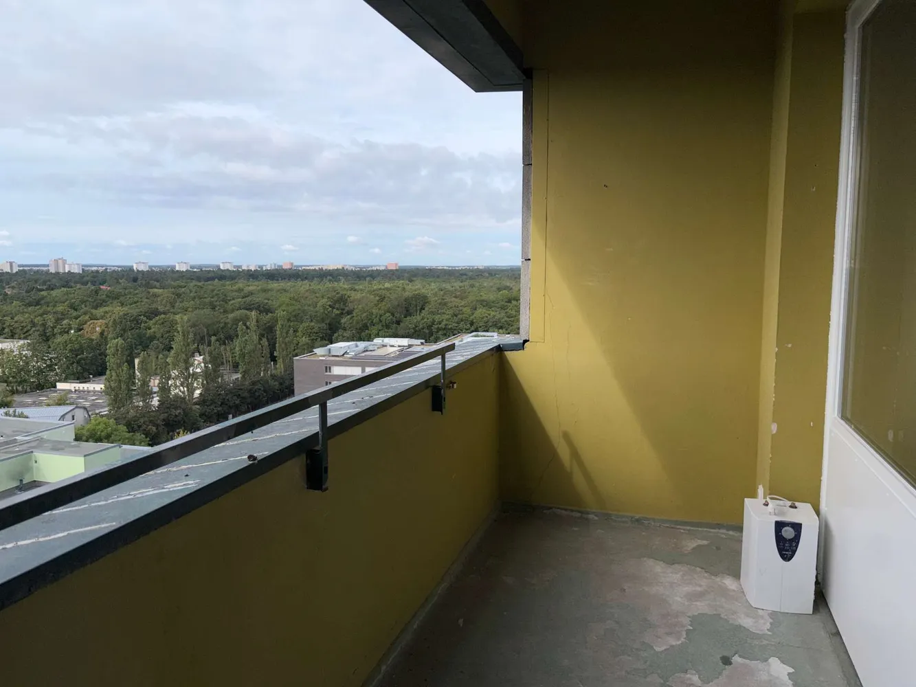 2 room apartment with 65 m² in Berlin – Photo 2