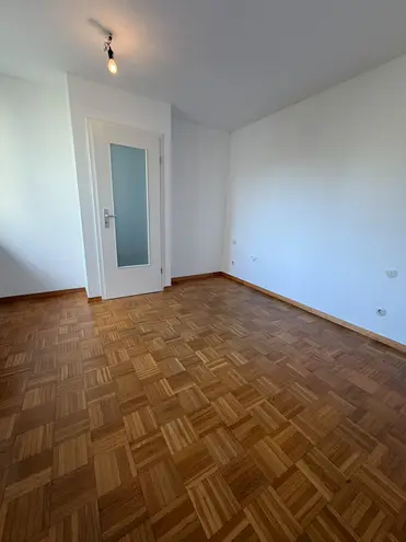 5 Zimmer Haus mit 112 m² in Wiesbaden – Bild 12