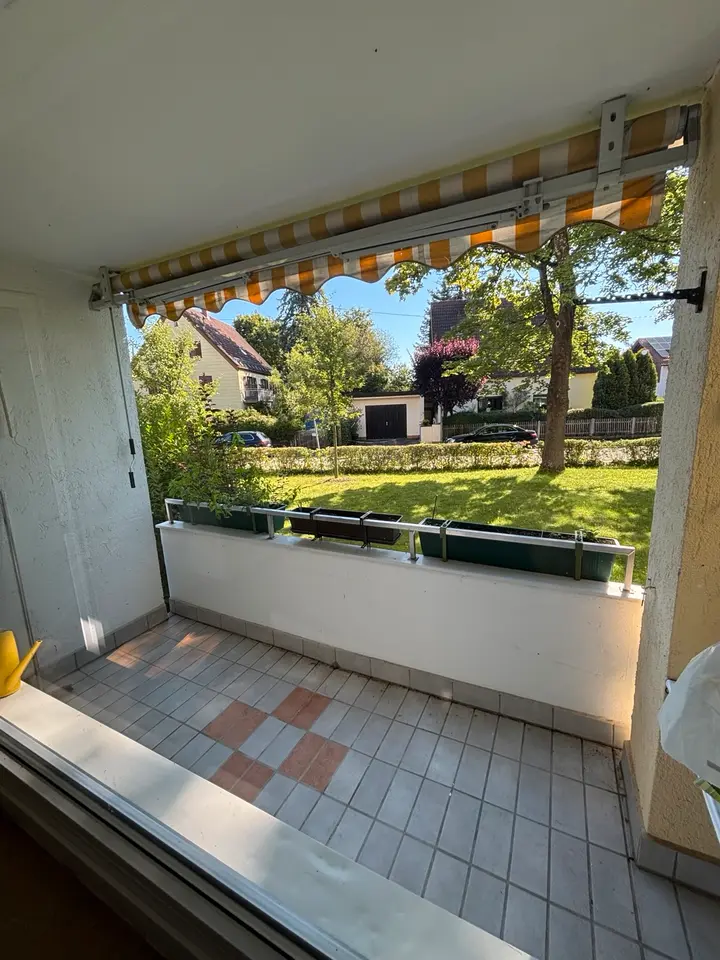 1 room apartment with 82 m² in Munich – Photo 5