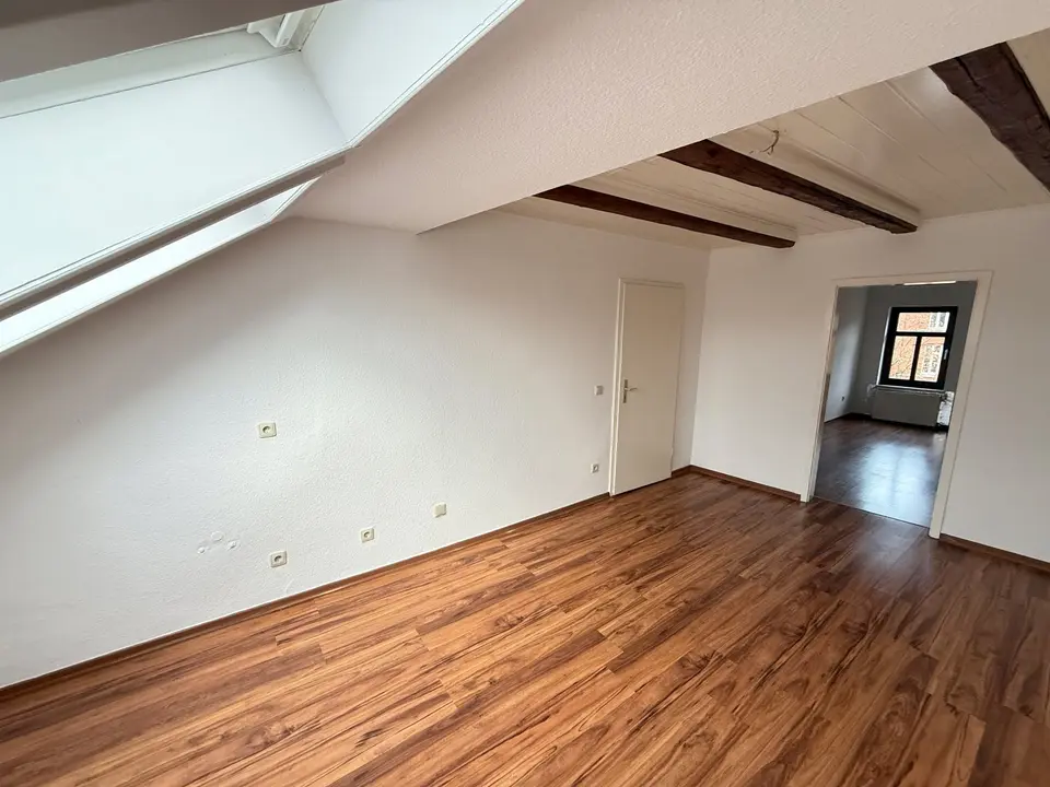 4 Zimmer Wohnung mit 111 m² in Weißenfels – Bild 10