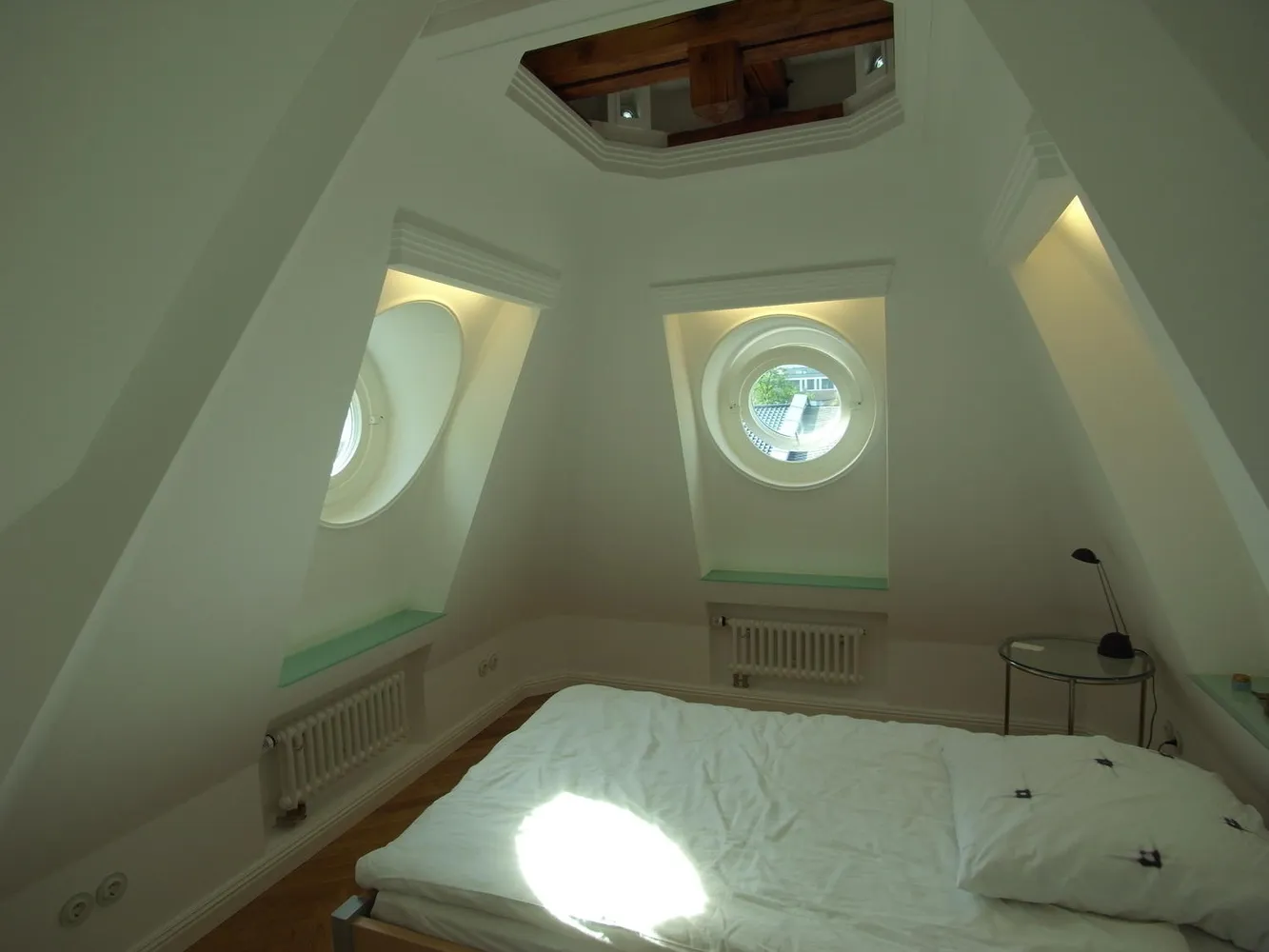 2 room apartment with 60 m² in Frankfurt am Main – Photo 1
