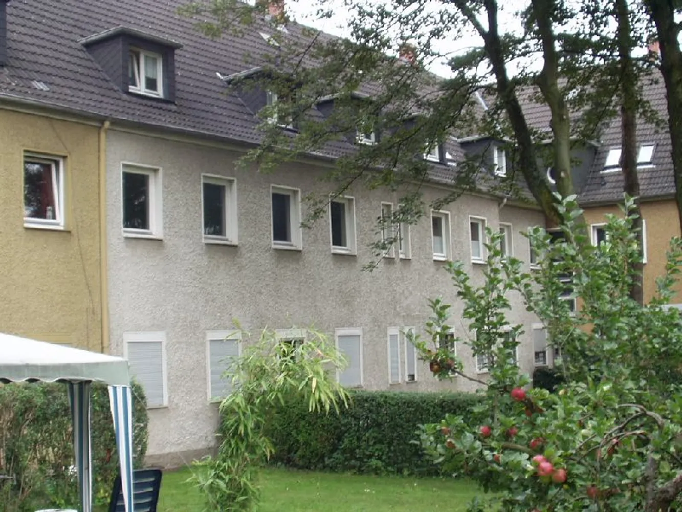 2 room apartment with 76 m² in Mülheim an der Ruhr – Photo 2