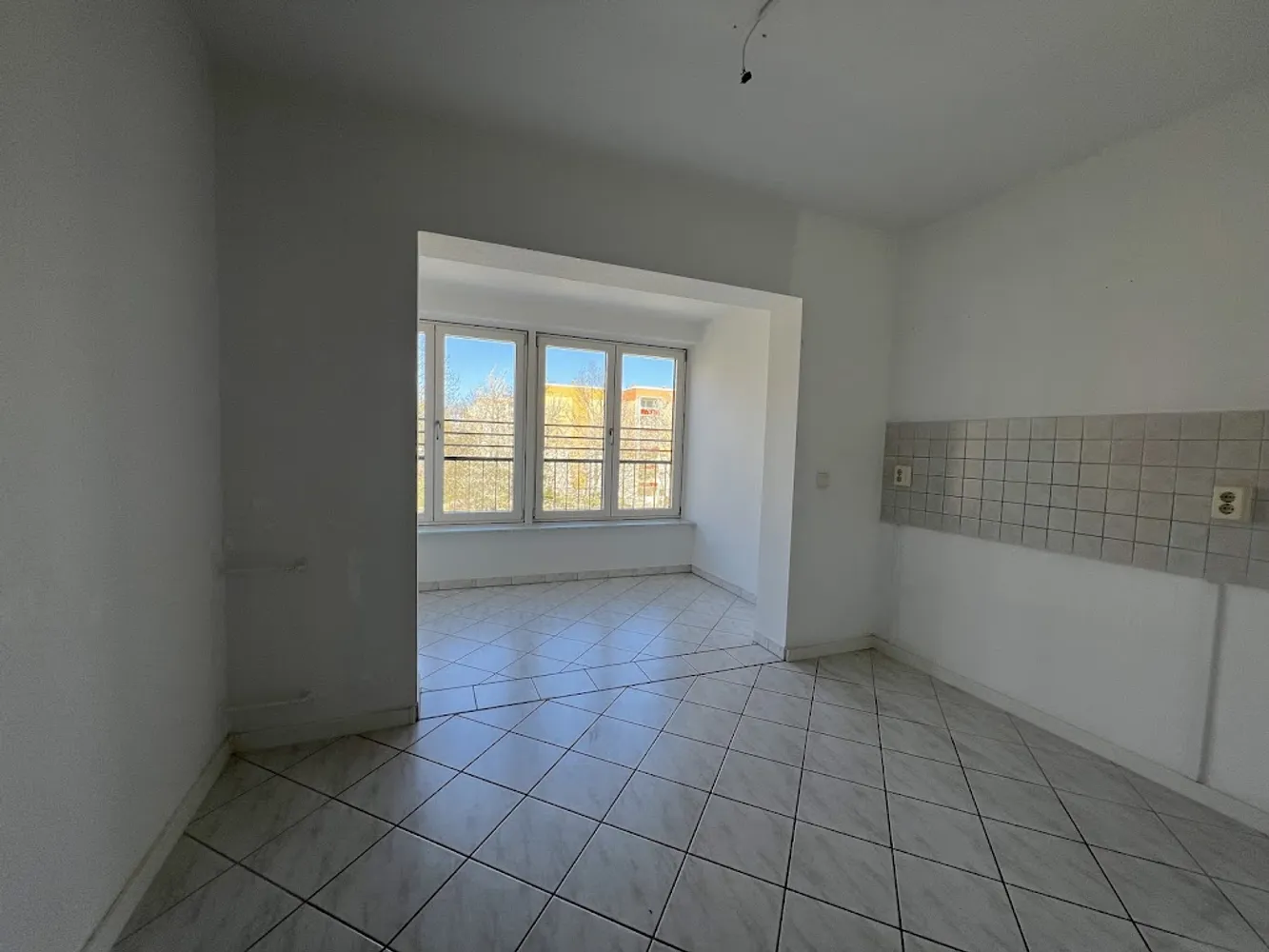 4 room apartment with 111 m² in Chemnitz – Photo 2