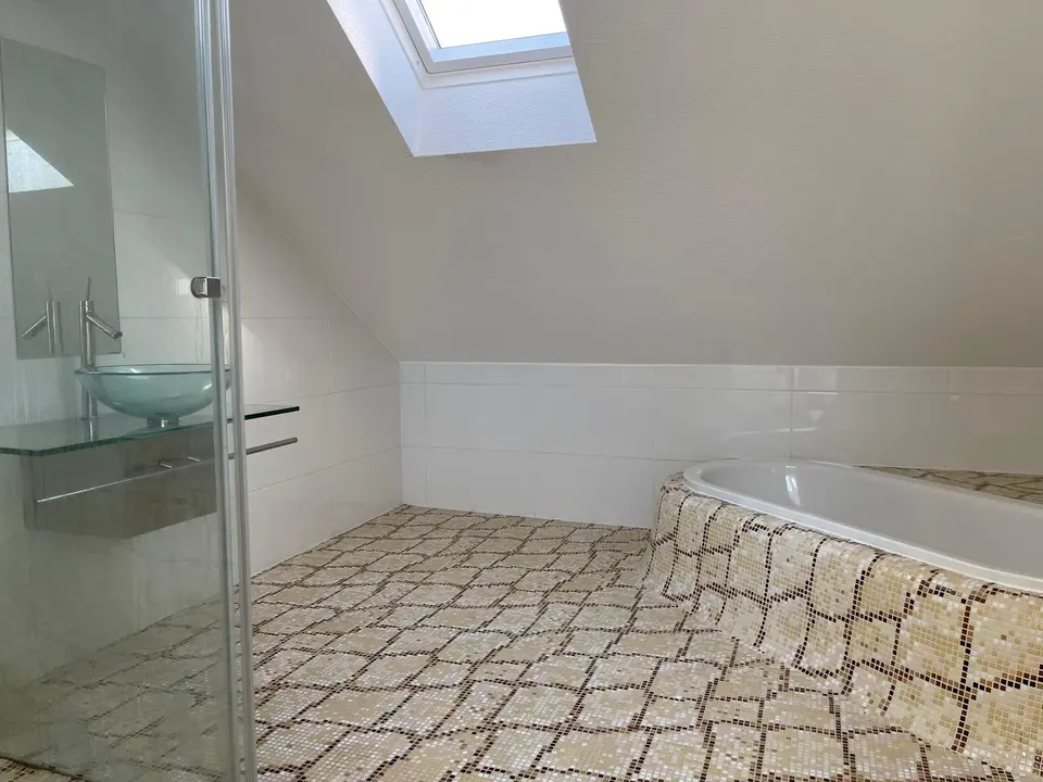 3 Zimmer Wohnung mit 140 m² in Suhl – Bild 6