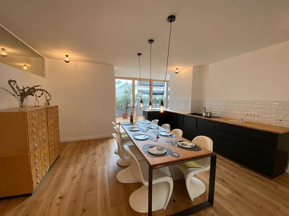 4 Zimmer Wohnung mit 114 m² in Düsseldorf – Bild 2