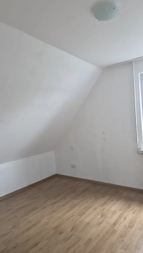 3 Zimmer Wohnung mit 90 m² in Bremerhaven – Bild 2