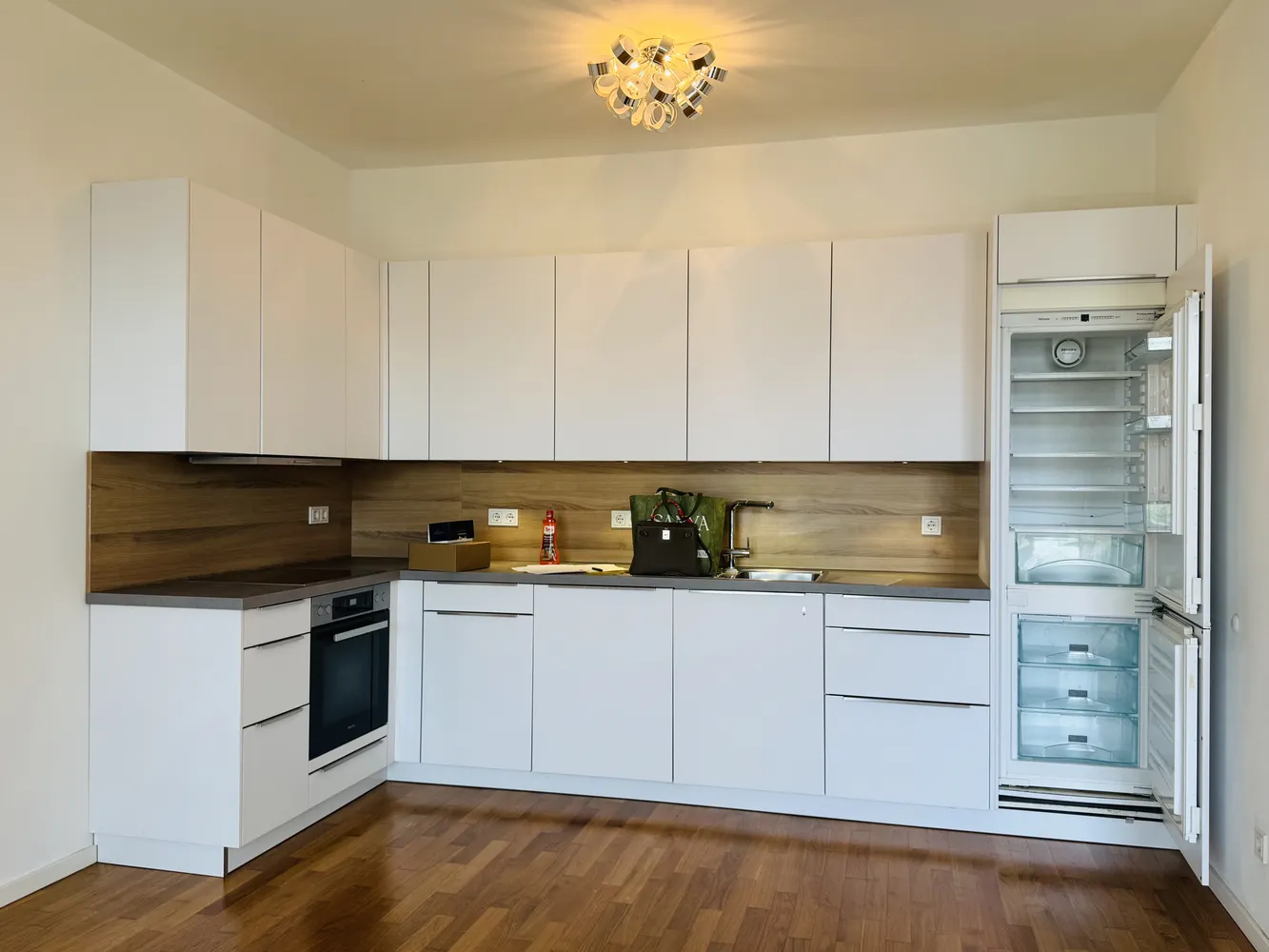 2 Zimmer Wohnung mit 75 m² in Berlin – Bild 3