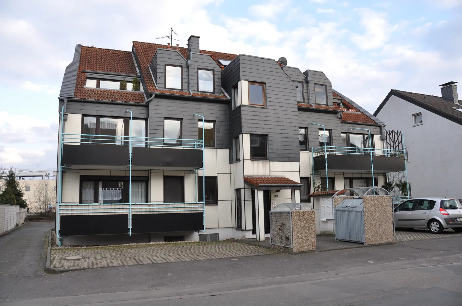 3 Zimmer Wohnung mit 77 m² in Köln – Bild 1