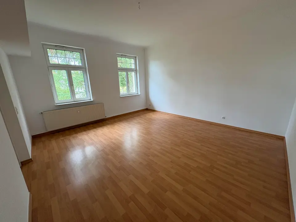 3 Zimmer Wohnung mit 121 m² in Crimmitschau – Bild 2