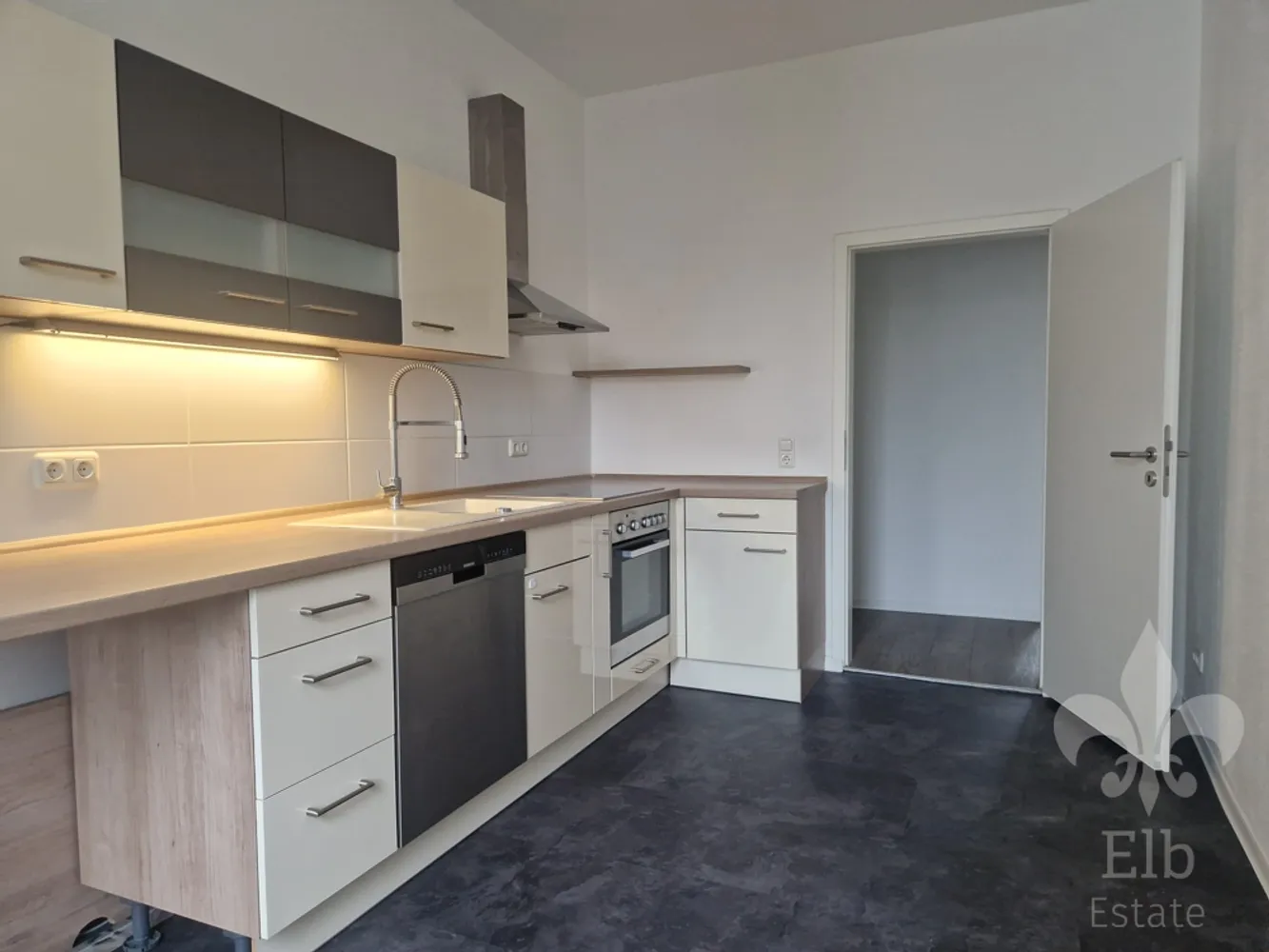 4 room apartment with 98 m² in Magdeburg – Photo 8