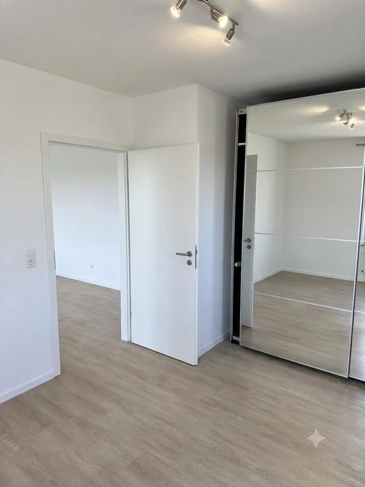2 Zimmer Wohnung mit 76 m² in Karlsruhe – Bild 4