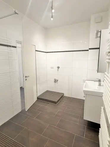 2 Zimmer Wohnung mit 70 m² in Bremen – Bild 10