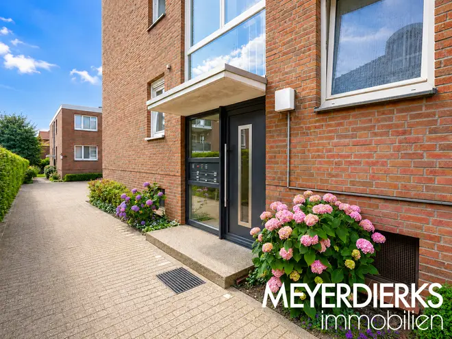 2 room apartment with 58 m² in Oldenburg – Photo 2
