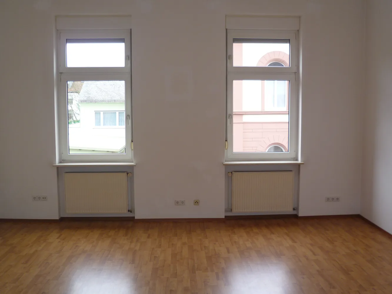 3 Zimmer Wohnung mit 80 m² in Wiesbaden – Bild 1