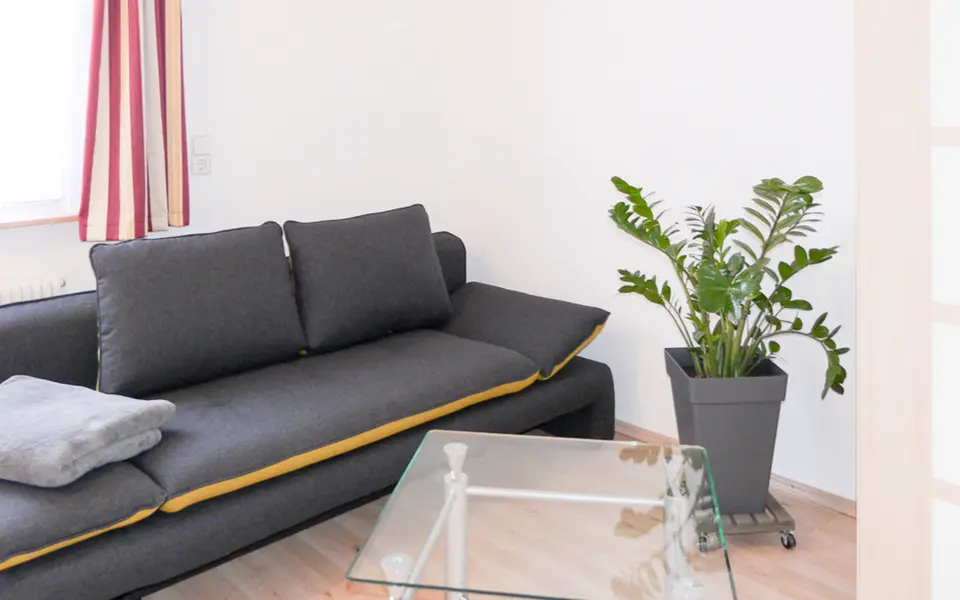 Shared room with 28 m² in Stuttgart – Photo 1