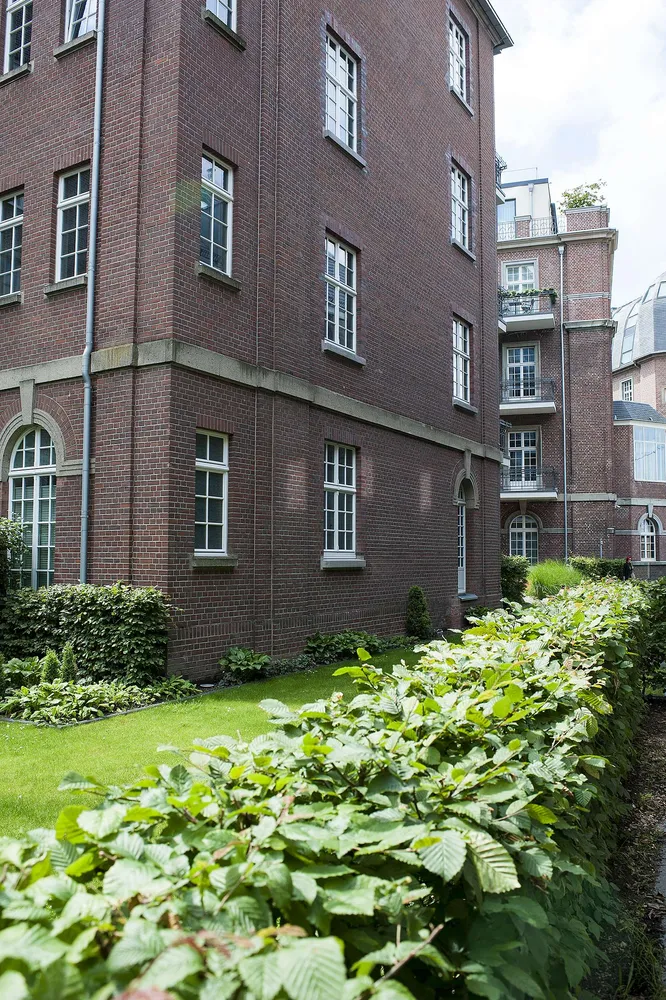 2 Zimmer Wohnung mit 85 m² in Düsseldorf – Bild 2