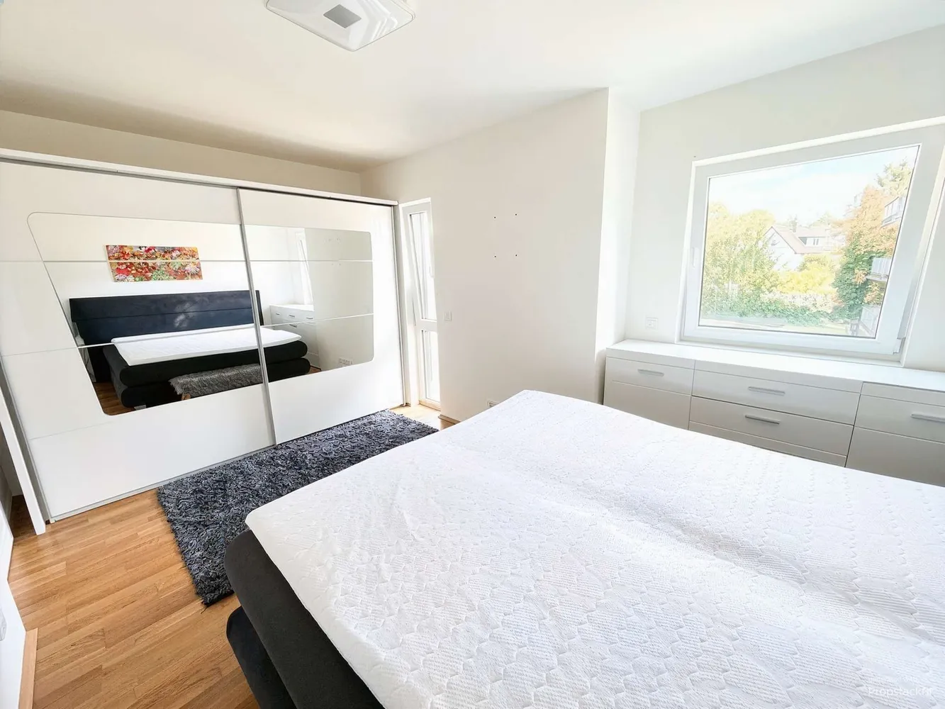 2 room apartment with 57 m² in Cologne – Photo 4