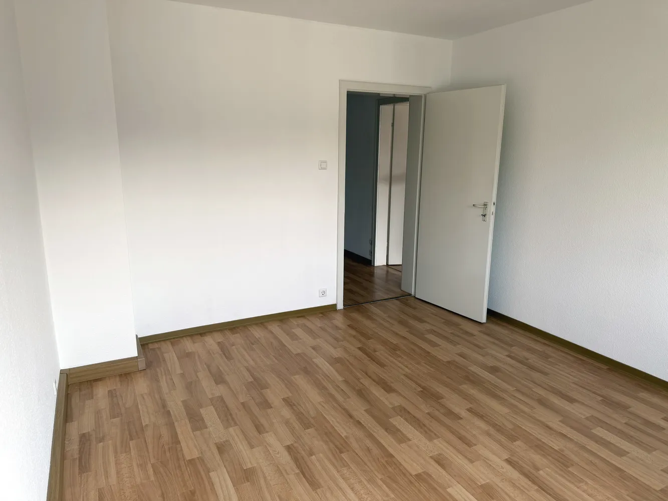 3 Zimmer Wohnung mit 73 m² in Karlsruhe – Bild 4