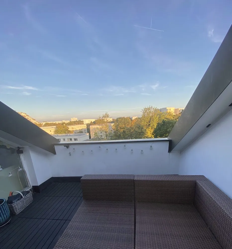 2 room apartment with 75 m² in Munich – Photo 2
