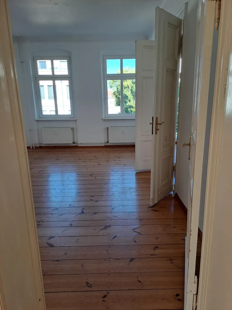 2 Zimmer Wohnung mit 71 m² in Berlin – Bild 2