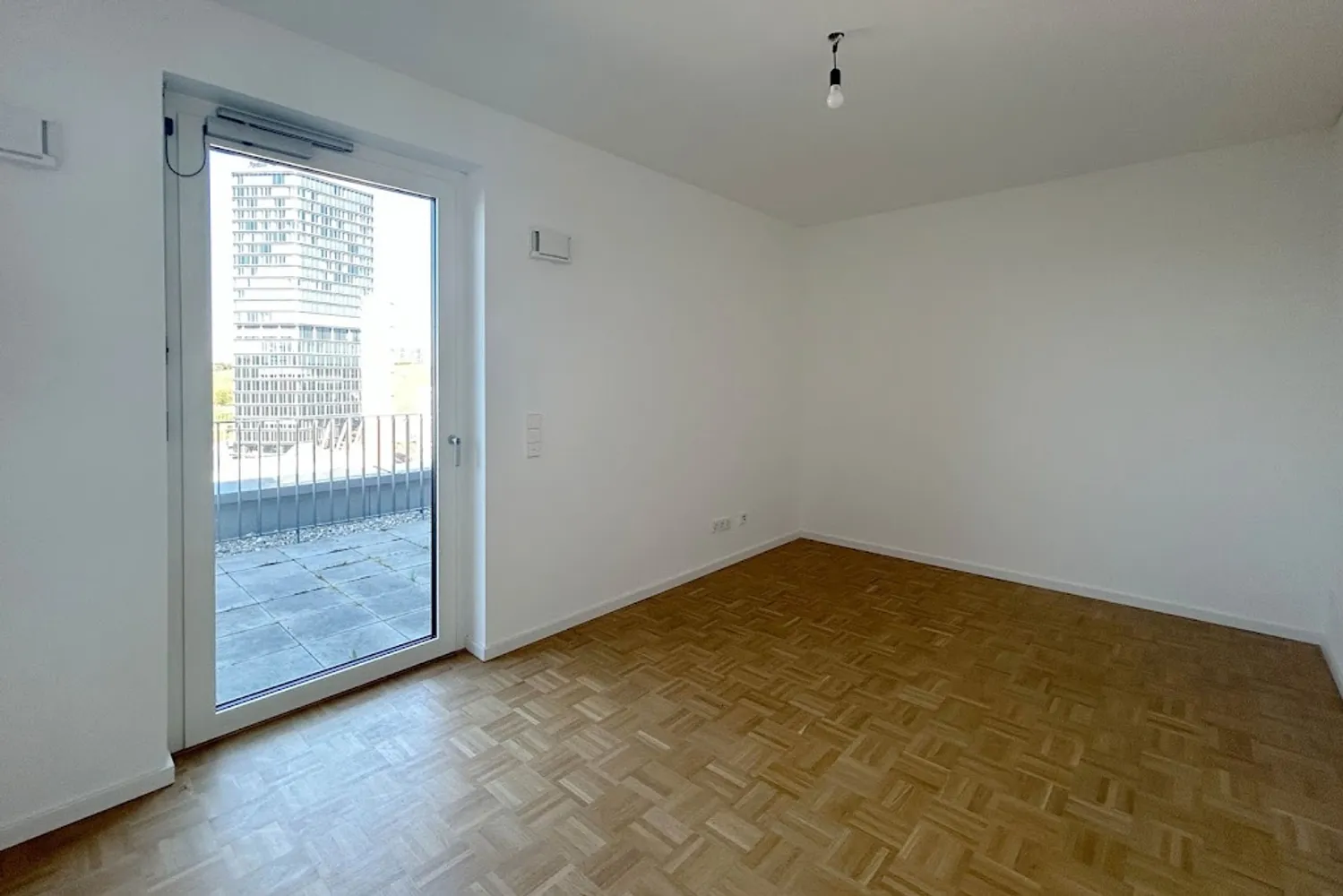 2 Zimmer Wohnung mit 86 m² in Stuttgart – Bild 4