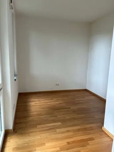 6 Zimmer Wohnung mit 161 m² in Hamburg – Bild 10