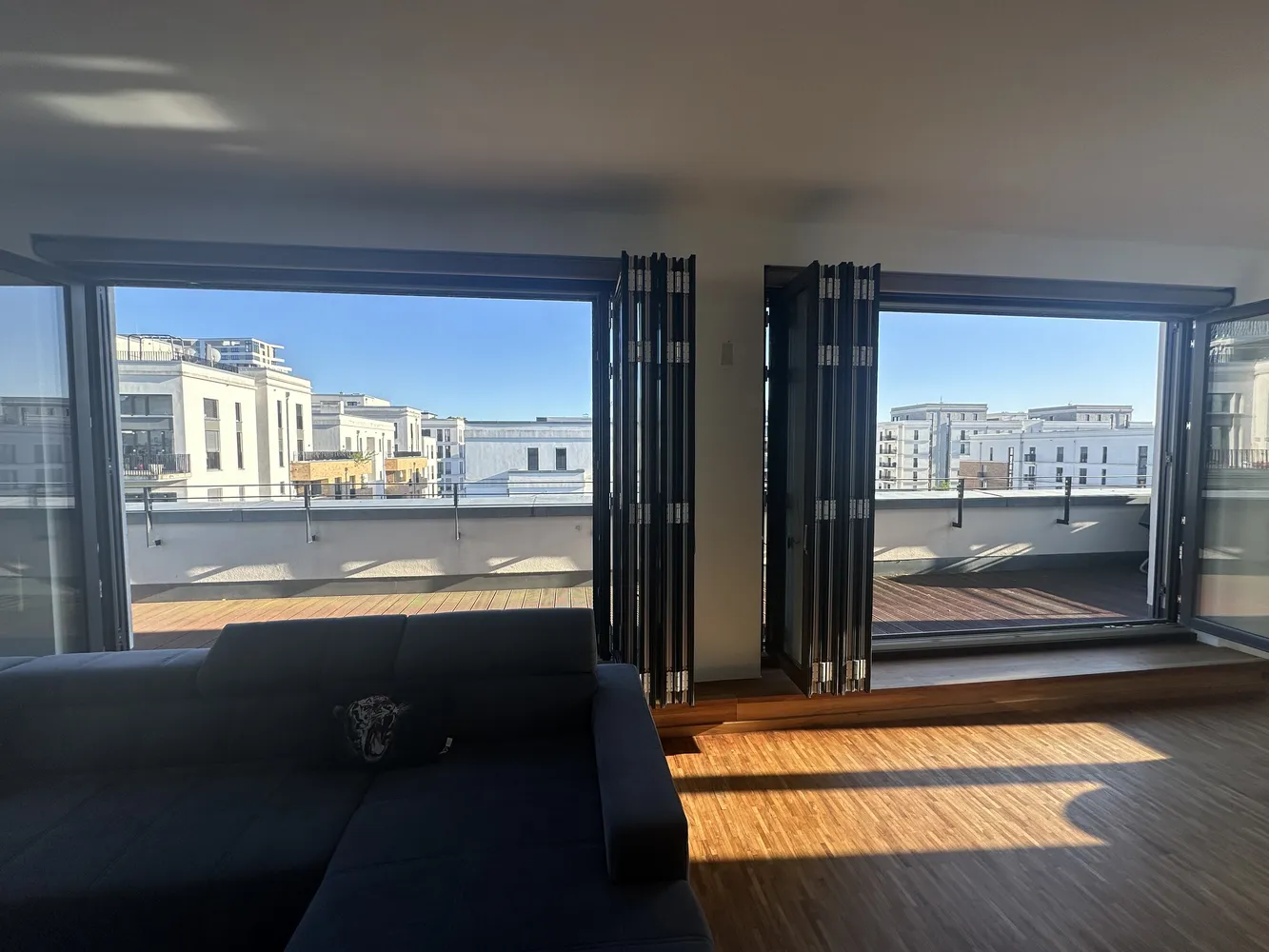 3 room apartment with 120 m² in Frankfurt am Main – Photo 2