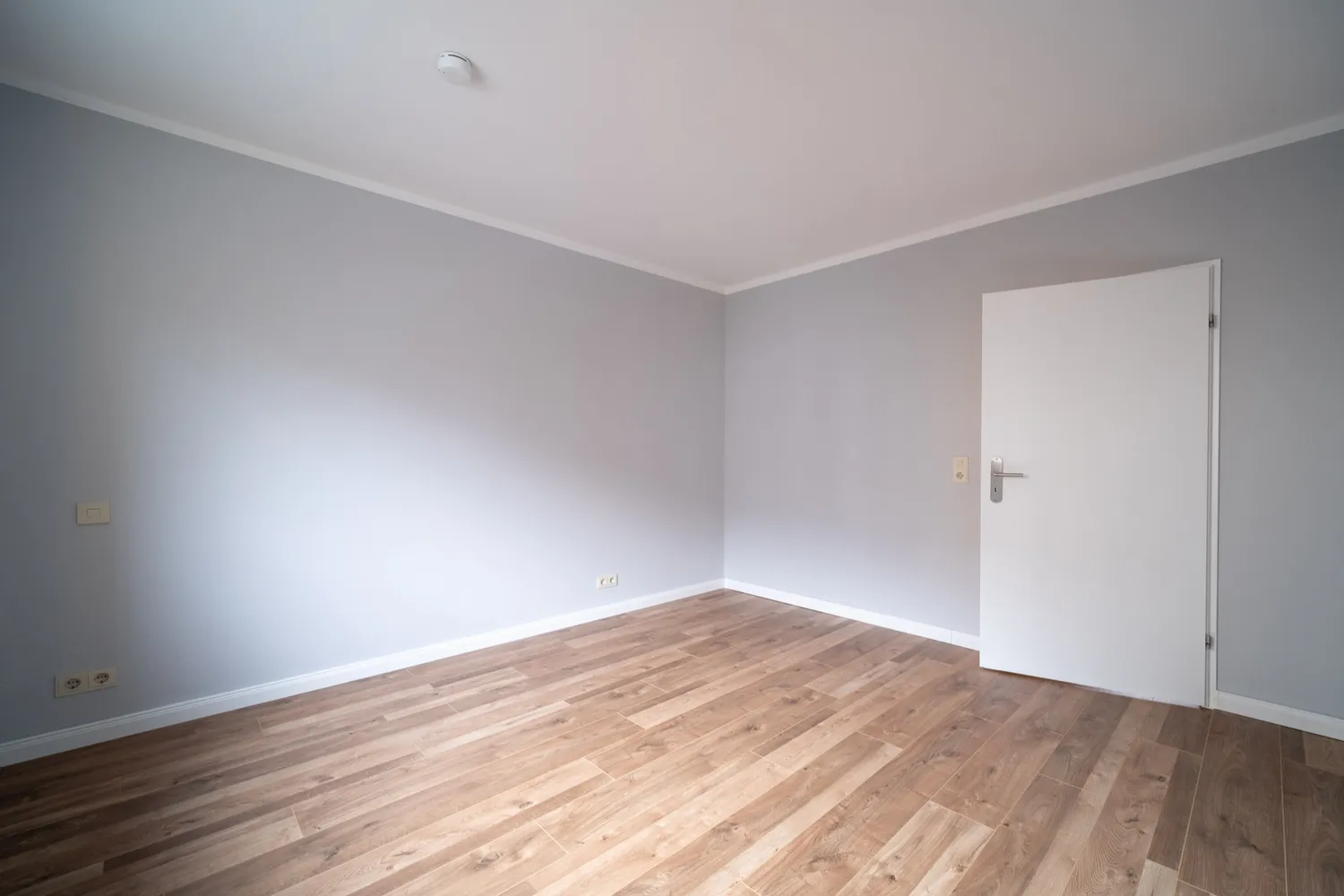 2 Zimmer Wohnung mit 70 m² in Wiesbaden – Bild 3