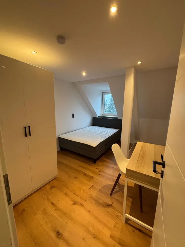 WG-Zimmer mit 13 m² in München – Bild 2
