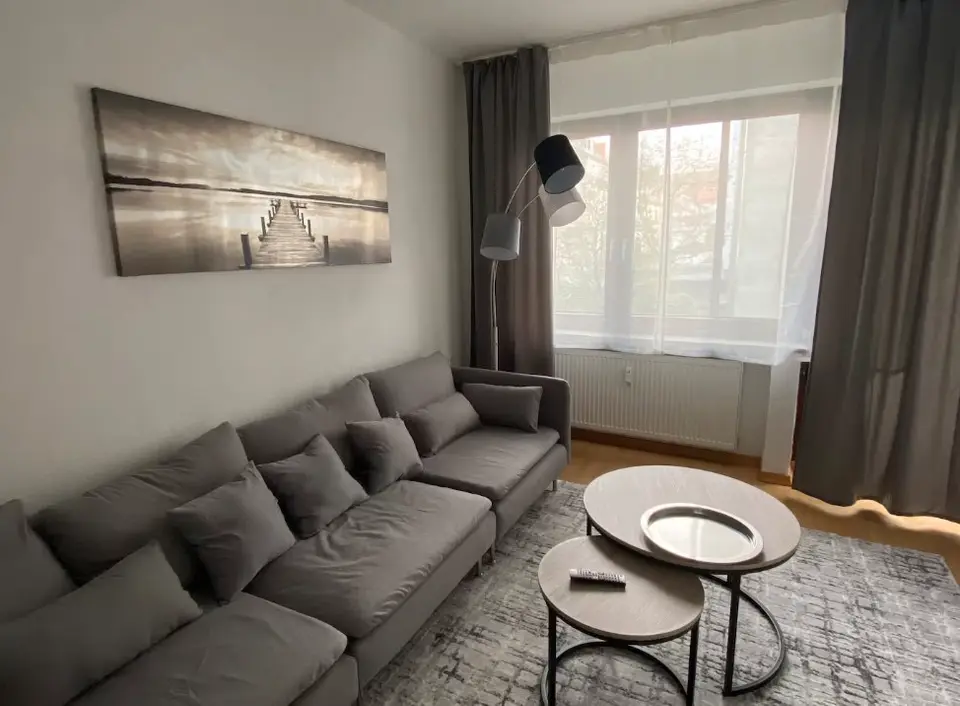 2 Zimmer Wohnung mit 48 m² in Hannover – Bild 1