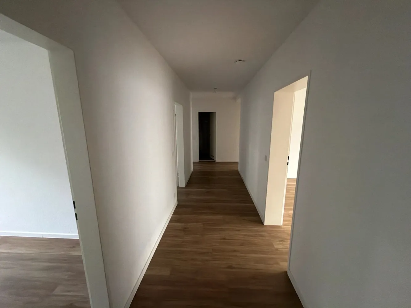 4 Zimmer Wohnung mit 101 m² in Köln – Bild 4