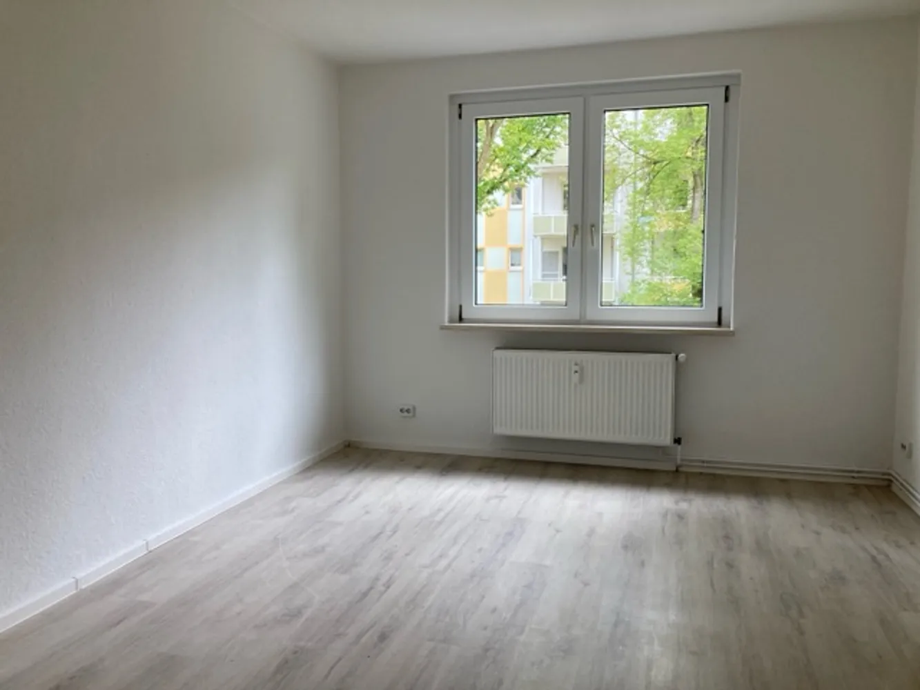 2 Zimmer Wohnung mit 48 m² in Merseburg – Bild 3
