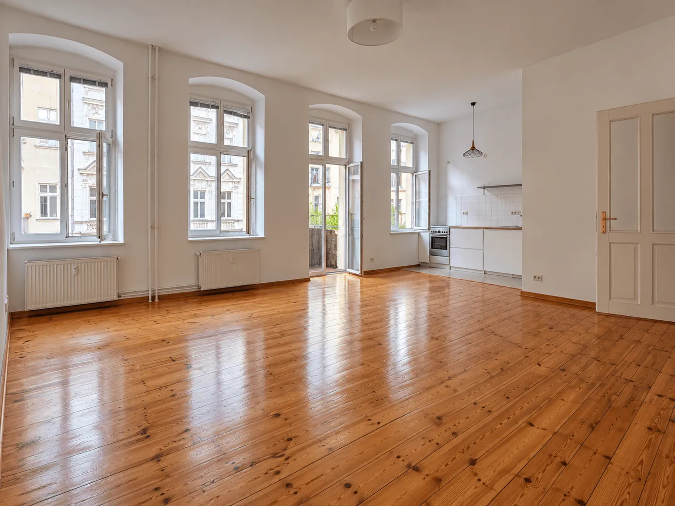 2 room apartment with 63 m² in Berlin – Photo 1