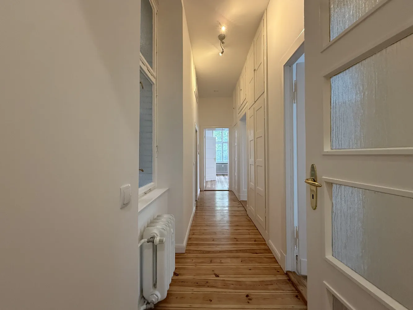 4 Zimmer Wohnung mit 142 m² in Berlin – Bild 3