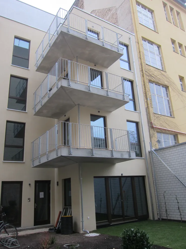 4 Zimmer Wohnung mit 121 m² in Berlin – Bild 2