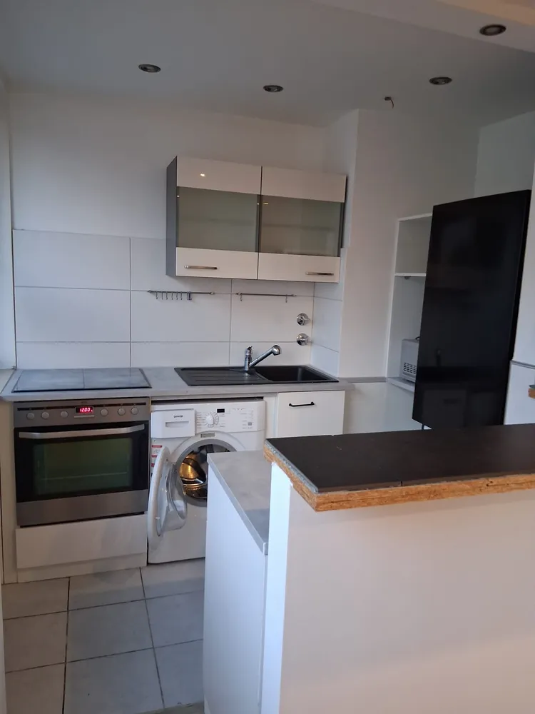 2 room apartment with 40 m² in Cologne – Photo 2
