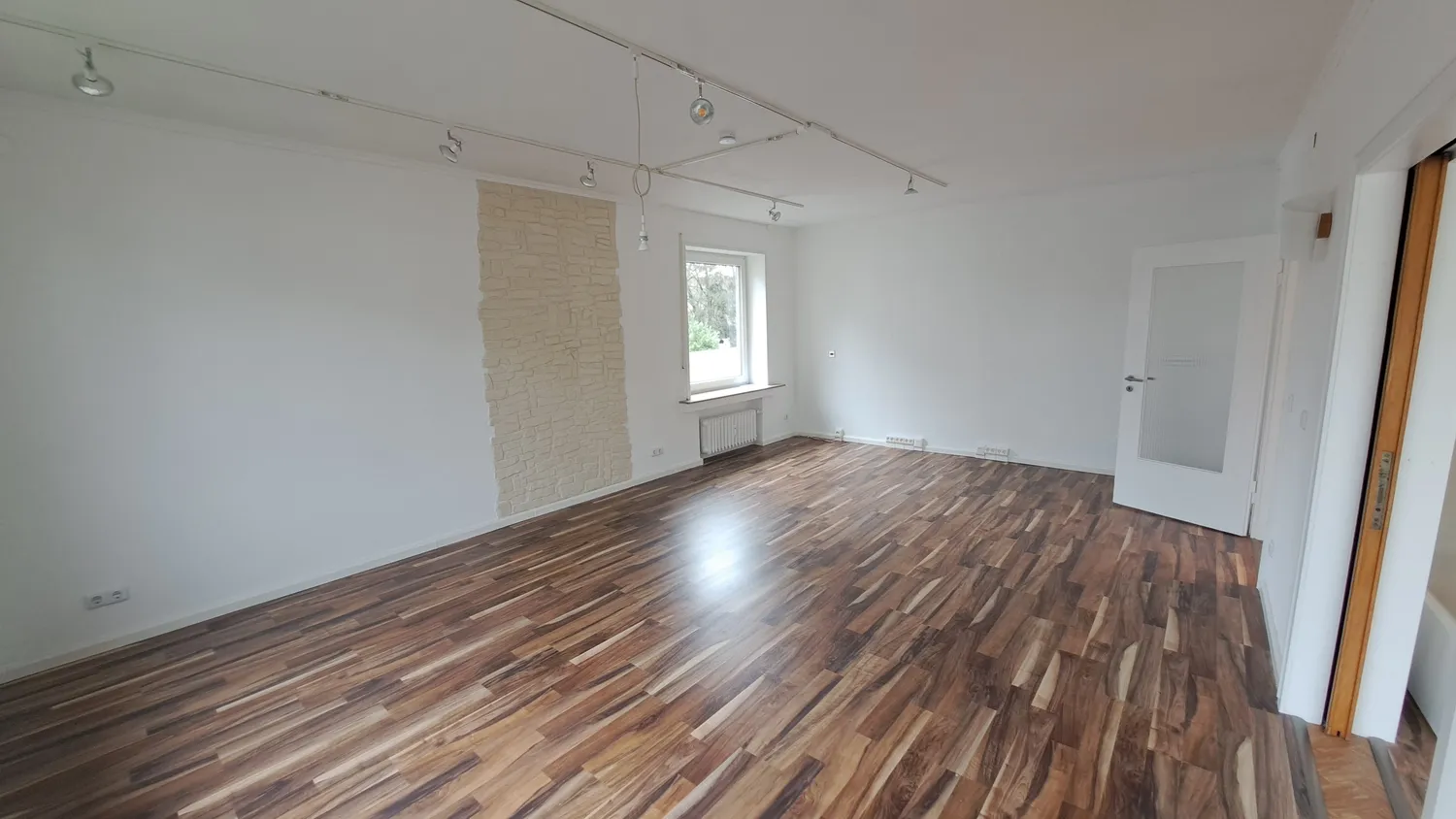 5 room apartment with 125 m² in Troisdorf – Photo 2