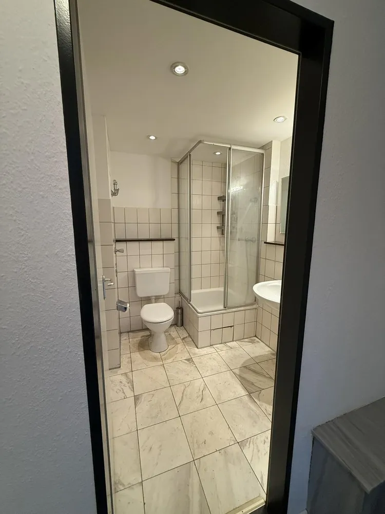 2 room apartment with 72 m² in Grevenbroich – Photo 2