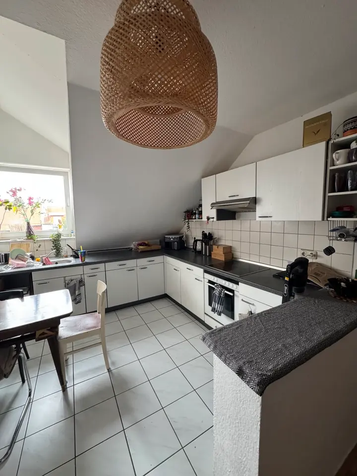 2 Zimmer Wohnung mit 82 m² in Erfurt – Bild 4