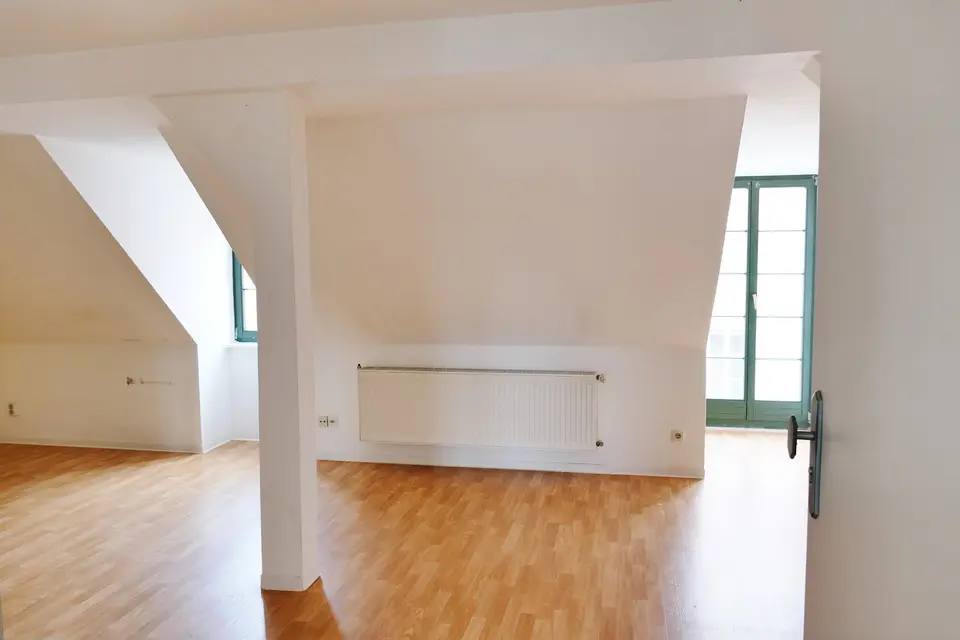 2 Zimmer Wohnung mit 65 m² in Weißenfels – Bild 8