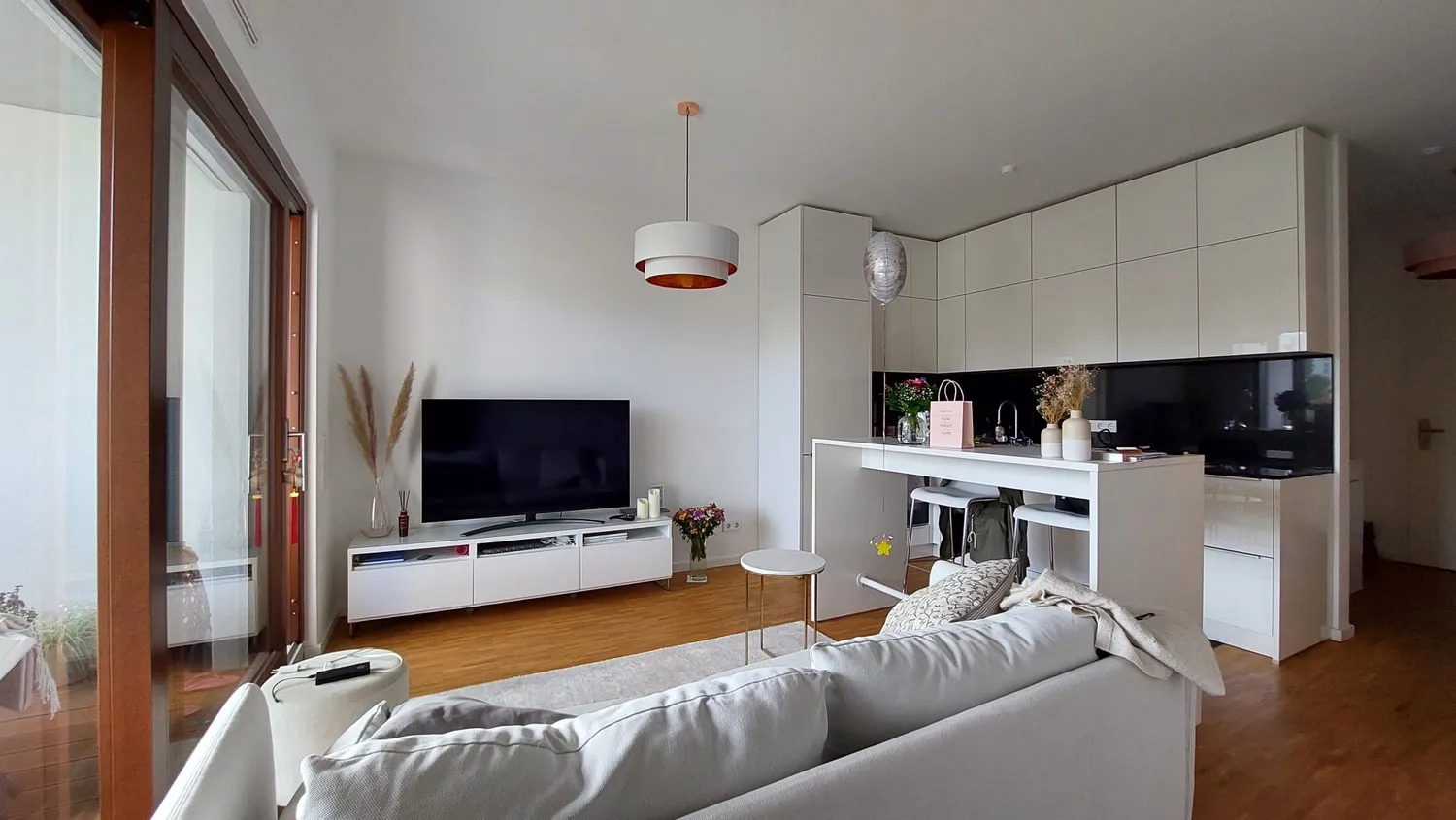 2 Zimmer Wohnung mit 52 m² in Frankfurt am Main – Bild 1